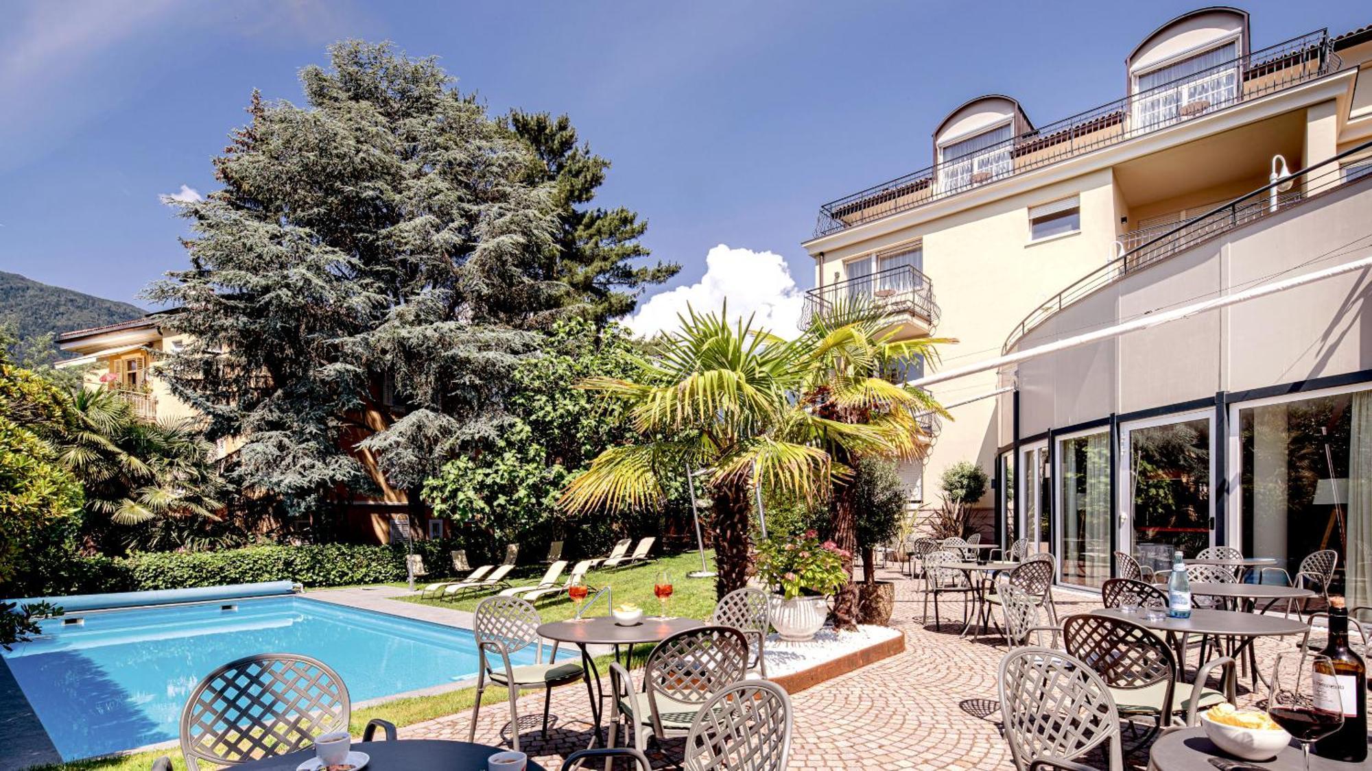 Hotel Villa Laurus Merano Exterior foto
