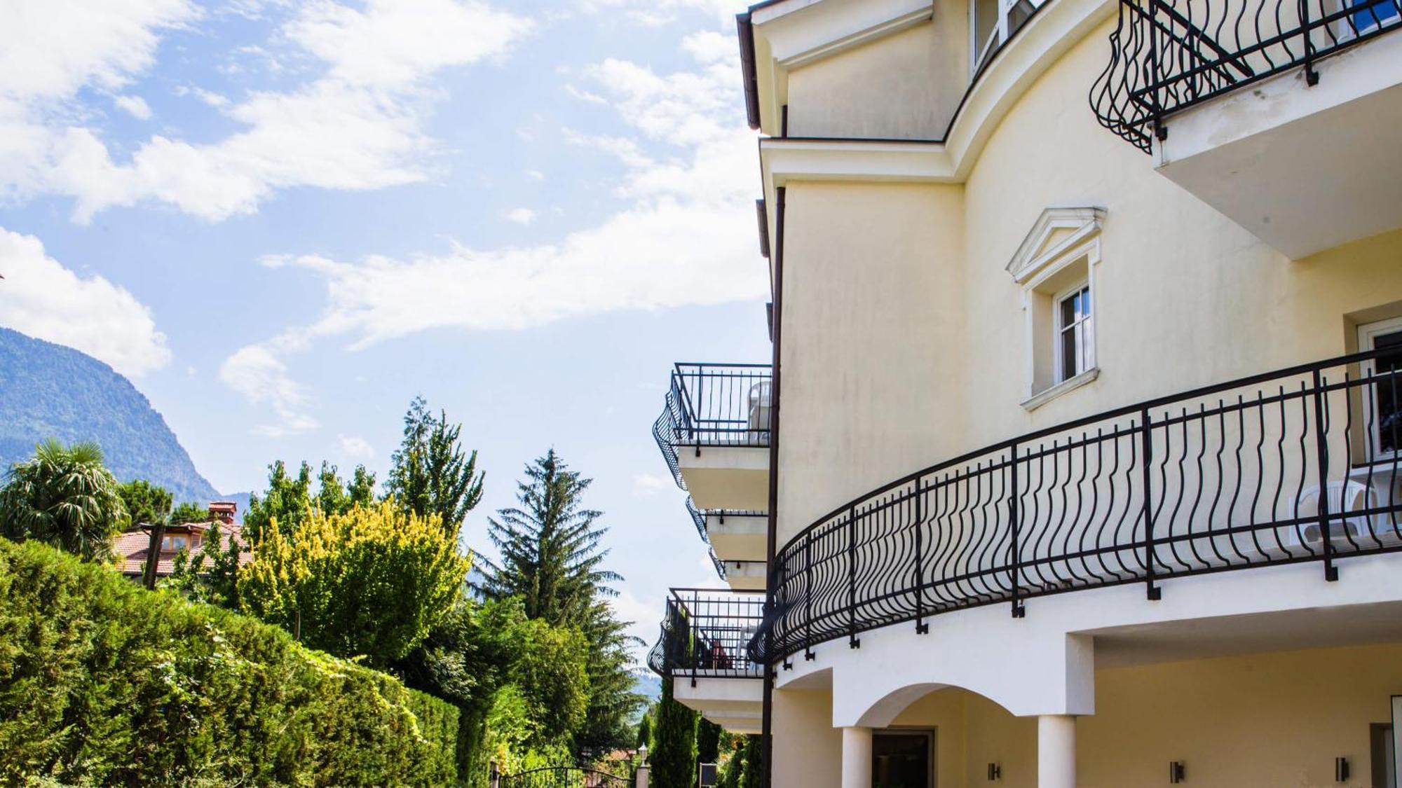 Hotel Villa Laurus Merano Quarto foto